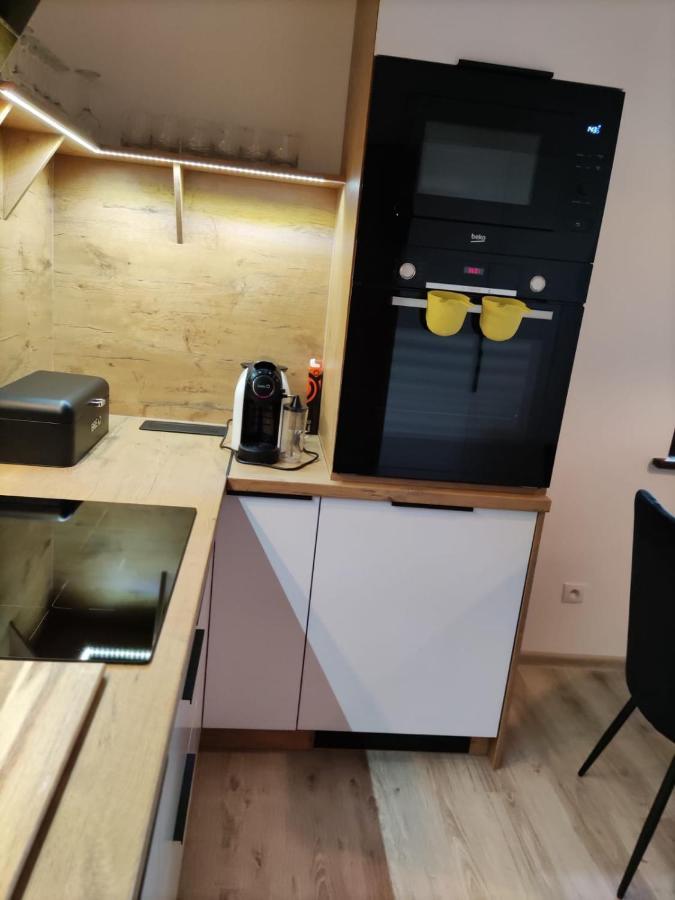 Szumi Apartment